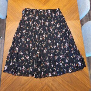 Black and Floral Pleated Skirt - Vince Camuto - Mid-Length - XL - NWT